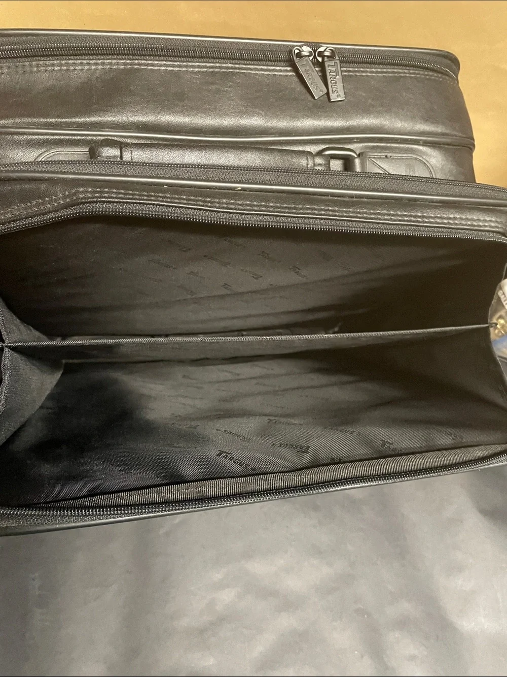 Targus Black Laptop Briefcase with Red Stitch Detailing